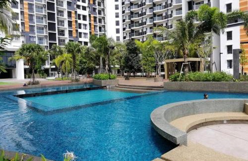 Kuantan Apartment | Relax at Casa Raudhah @ Timurbay Seafront Residence
