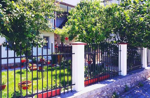 Vama Veche House | Family-Friendly Stay at Casa Razvan Vama Veche - Rated 9/10