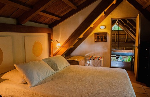 El Cabrero Hotel | Inviting Casa Real del Cabrero by SOHO: Pool & Spa Await