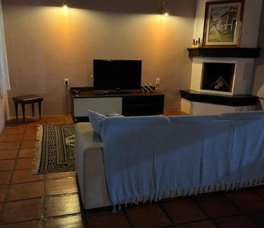 Quitandinha House | Casa Recanto Aurora: Family-Friendly Retreat with Pool