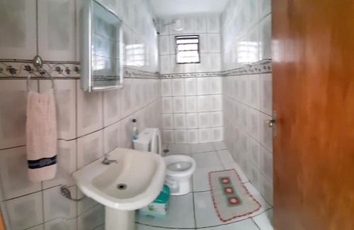 Sao Jose da Barra House | Pet-Friendly Stay at CASA RECANTO VERDE URBANA - 10/10 Rating