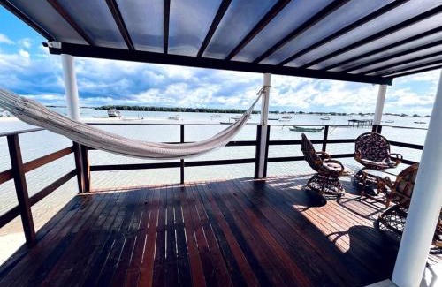 Galinhos House | Pet-Friendly Escape at Casa Refúgio de Galos for Families
