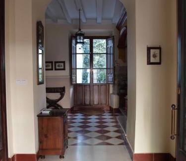 Baena House | Historic CASA REHABILITADA SIGLO XVIII with Pool & Kitchen