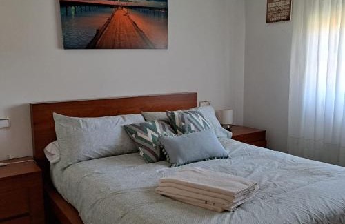 Villestro House | Pet-Friendly Casa Reibon: 4-Star Escape with Pool & Hot Tub