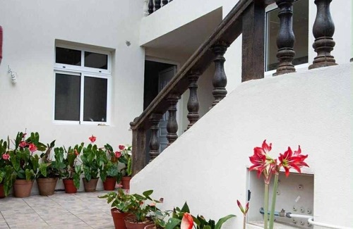 Arco de Sao Jorge House | Top-Rated Casa Reis Refuge with Ocean Views in Arco de São Jorge