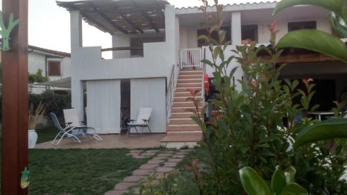 Siniscola Apartment | Oceanfront Casa Relax: Guest Rated 9.6/10 & Family Friendly