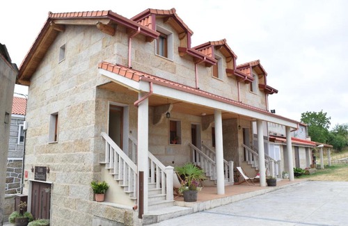 Requias Apartment | Family-Friendly Casa Requias - Guest Rated 9.6/10