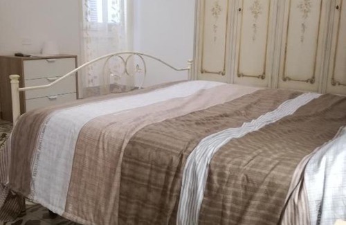 Martina Franca Apartment | Child-Friendly Retreat at Casa Retrò with Great Reviews