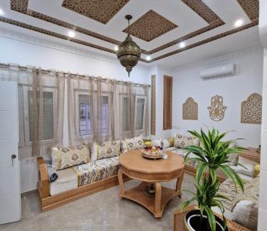 Los Cuarteros House | Discover Casa Riad Amor Marrakech - Family-Friendly Retreat