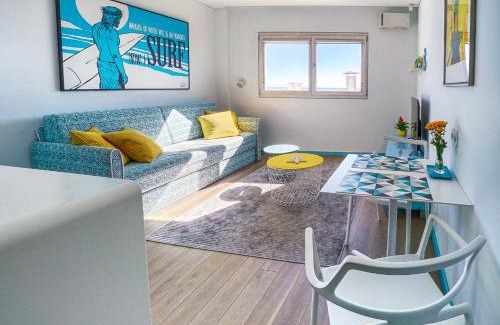 Morro Jable Apartment | Oceanfront Casa Ricardo SURFERS Studio with 9.4 Review Score