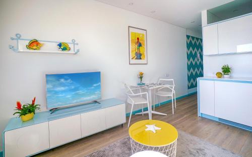 Morro Jable Apartment | Oceanfront Casa Ricardo SURFERS Studio with 9.4 Review Score