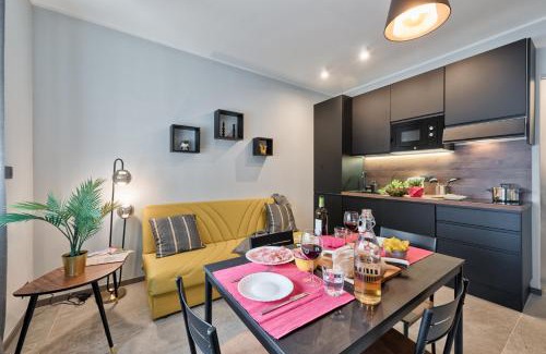 Venaria Reale Apartment | Elegant Casa RIGOLA: Guest Rated 9.8, Family-Friendly Stay