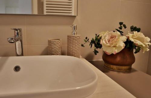 Malcesine Old Town Apartment | Family-Friendly Stays at Casa Rina Malcesine, Rated 9.5/10