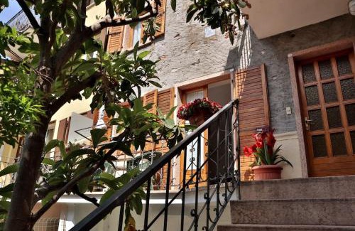 Malcesine Old Town Apartment | Family-Friendly Stays at Casa Rina Malcesine, Rated 9.5/10