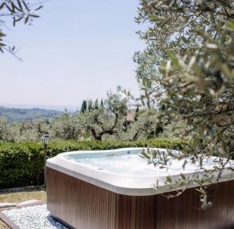Poggio Mirteto Villa | Casa Rinaldi: Oceanfront Retreat with Exceptional Amenities