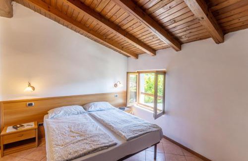 Vesio Apartment | Family-Friendly Escape at Casa Rita App 2 - Rated 8/10
