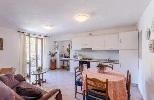 Vesio Apartment | Family-Friendly Retreat at Casa Rita - Pet Inclusive Stay