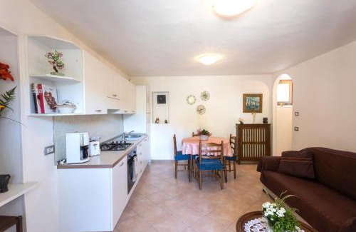 Vesio Apartment | Family-Friendly Retreat at Casa Rita - Pet Inclusive Stay