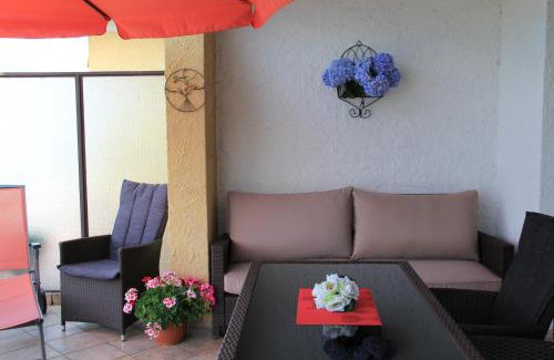 Pino Lago Maggiore Apartment | Casa Roccia