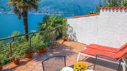 Pino Lago Maggiore Apartment | Pet-Friendly Casa Roccia: Highly Rated Comfort Awaits