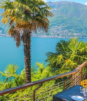 Pino Lago Maggiore Apartment | Pet-Friendly Casa Roccia: Highly Rated Comfort Awaits