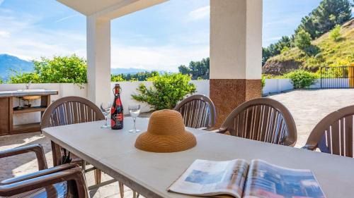 El Borge Villa | Relax at Casa Rocio Almachar - 4-Star Stay with Pool