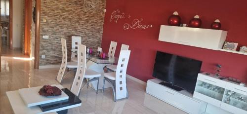 Roda de Bara House | Unwind at Casa Roda de Bará & Spa - Rated 10/10 with Breakfast