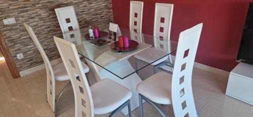 Roda de Bara House | Unwind at Casa Roda de Bará & Spa - Rated 10/10 with Breakfast