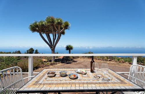 Puntagorda House | Discover Casa Rodri: Pet-Friendly Retreat with Hot Tub