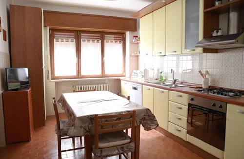 Longarone Apartment | Welcoming Casa Rosa: Guest Rated 9.3 with Breakfast & More
