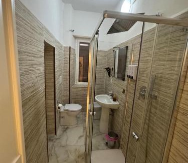Monterotondo Bed & Breakfast | Cozy B&B ROSA: Family-Friendly with a Relaxing Hot Tub