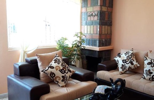 Lasso Bed & Breakfast | Pet-Friendly CASA ROSADA B&B with Great Guest Reviews