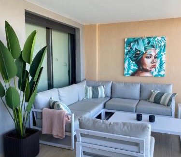 Torre-Pacheco Apartment | Casa Rosalia Laguna: 4-Star Oceanfront Retreat with Pool