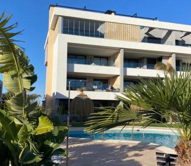 Torre-Pacheco Apartment | Casa Rosalia Laguna: 4-Star Oceanfront Retreat with Pool