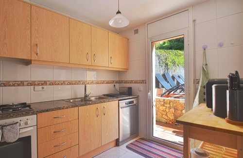 Begur Cottage | Discover Casa Roseto: Ocean View Retreat in Begur