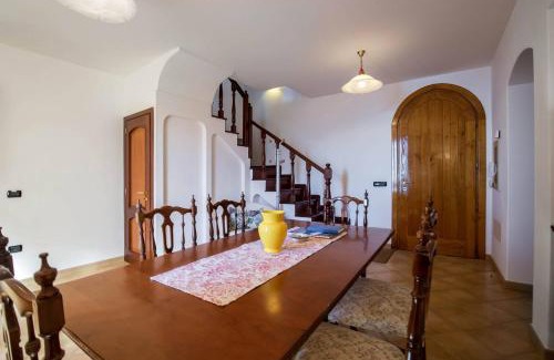 Ravello Apartment | Relax at Casa Rossa: 4-Star Retreat with Hot Tub Oasis