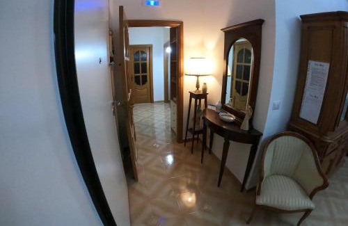 Pomigliano D'arco House | Casa Rossi: Guest Rated 9.4 with Breakfast & Pet Friendly