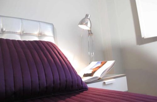 Santiago Apartment | Kid-Friendly Retreat at Casa Rota By KubiK - Rated 9.5