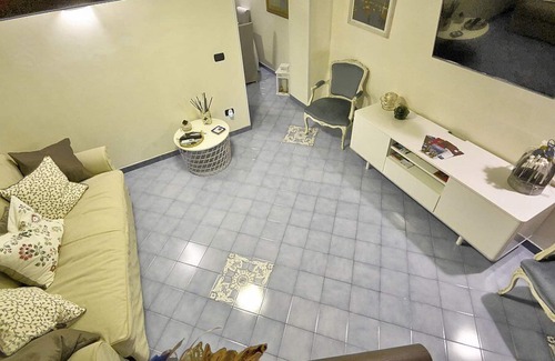 Rione Duomo Apartment | Casa Rotilda: An elegant and welcoming two-story apartment located in the center of Salerno, with Free WI-FI.