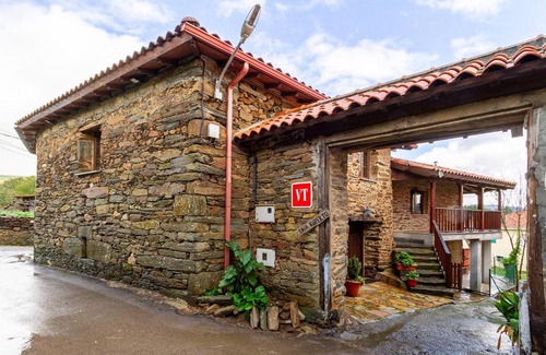 Doade House | Casa Ruperto: Guest Rated 8.9, Pet and Child Friendly Stay