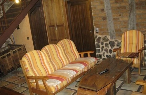Salas de los Infantes Cottage | Inviting Casa Rural La Botería with Kitchen for 13 Guests