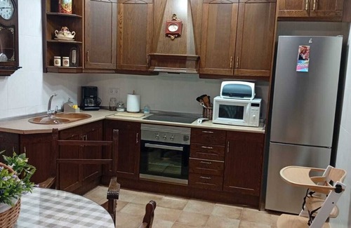 San Carlos del Valle Cottage | Relax at Casa Rural Doña Gumersinda in San Carlos del Valle