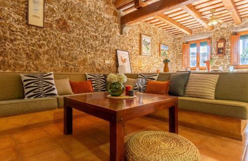 La Tallada d'Emporda House | Explore Pet-Friendly Casas Rurales Near L'Escala