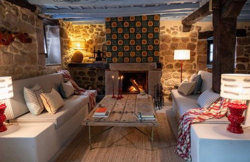 Cos Villa | Casa Rural a 15 min de Comillas
