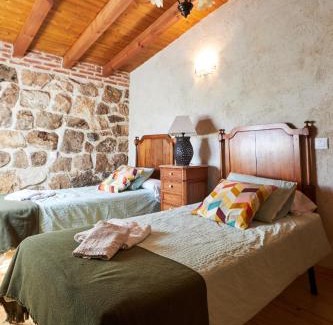 Pinar de Navares Apartment | Family-Friendly Getaway Near Ávila: Casa Rural by Alterhome