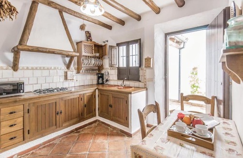 Zahara de la Sierra House | Welcoming Casa Rural Altillo: Pet-Friendly Retreat
