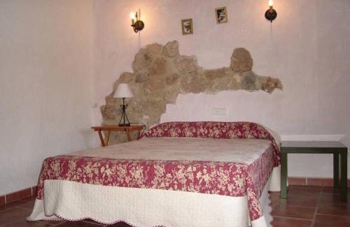 Letur House | Cozy Casa Rural Albayacín: Pet & Child Friendly Escape