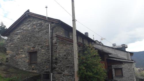 Susane del Sil House | Pet-Friendly Getaway at Casa Rural Albina - Rated 9.4/10