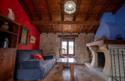Alcala del Jucar House | Pet-Friendly Getaway at Casa Rural Aldaba - Rated 9/10
