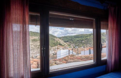 Alcala del Jucar House | Pet-Friendly Getaway at Casa Rural Aldaba - Rated 9/10